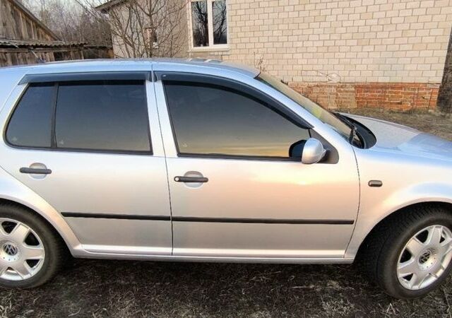 Сірий Фольксваген Гольф, об'ємом двигуна 1.4 л та пробігом 200 тис. км за 3500 $, фото 5 на Automoto.ua