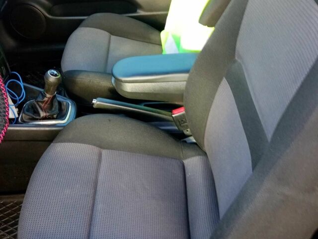 Серый Фольксваген Гольф, объемом двигателя 1.4 л и пробегом 234 тыс. км за 3850 $, фото 11 на Automoto.ua