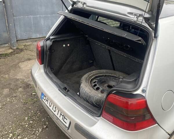 Сірий Фольксваген Гольф, об'ємом двигуна 1.6 л та пробігом 392 тис. км за 4300 $, фото 8 на Automoto.ua