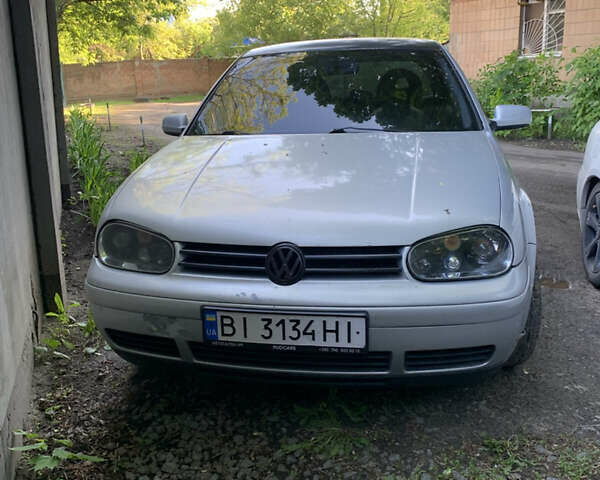 Сірий Фольксваген Гольф, об'ємом двигуна 1.78 л та пробігом 373 тис. км за 4200 $, фото 1 на Automoto.ua