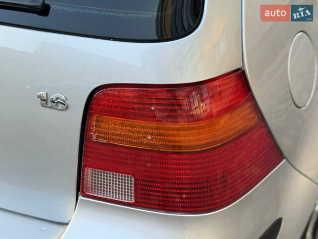 Сірий Фольксваген Гольф, об'ємом двигуна 1.6 л та пробігом 168 тис. км за 5500 $, фото 19 на Automoto.ua