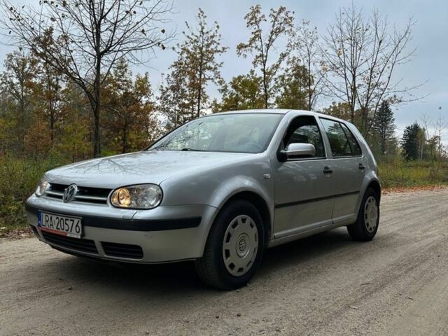 Серый Фольксваген Гольф, объемом двигателя 1.9 л и пробегом 233 тыс. км за 2100 $, фото 1 на Automoto.ua