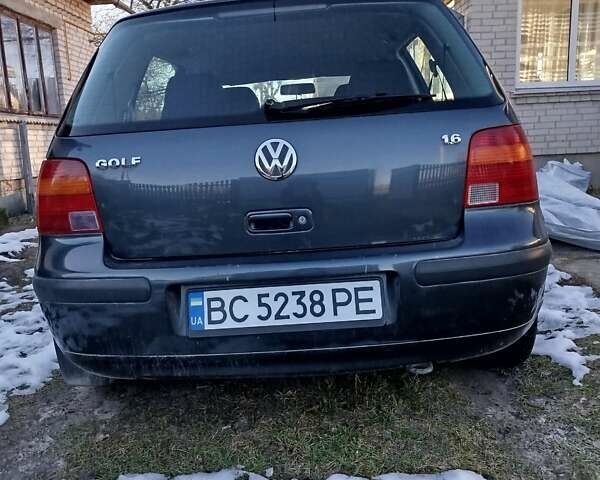 Серый Фольксваген Гольф, объемом двигателя 1.6 л и пробегом 115 тыс. км за 3350 $, фото 5 на Automoto.ua
