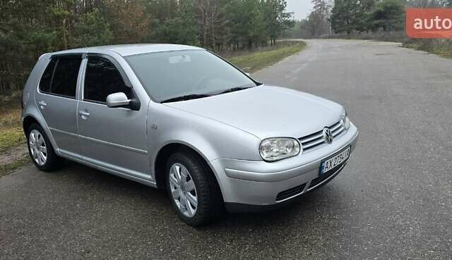 Серый Фольксваген Гольф, объемом двигателя 1.6 л и пробегом 278 тыс. км за 4200 $, фото 6 на Automoto.ua