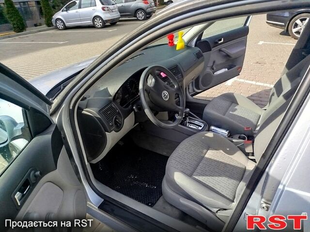 Фольксваген Гольф 2001 у Вінниці на Automoto.ua Сірий Фольксваген Гольф, об'ємом двигуна 1.6 л та пробігом 147 тис. км за 4800 $, фото 7 на Automoto.ua