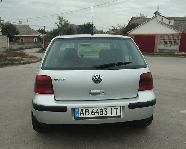 Фольксваген Гольф 2001 у Вінниці на Automoto.ua Сірий Фольксваген Гольф, об'ємом двигуна 1.39 л та пробігом 207 тис. км за 4000 $, фото 5 на Automoto.ua