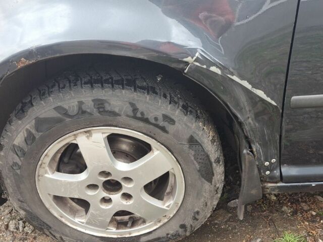 Серый Фольксваген Гольф, объемом двигателя 1.6 л и пробегом 299 тыс. км за 4300 $, фото 8 на Automoto.ua