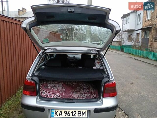 Серый Фольксваген Гольф, объемом двигателя 1.39 л и пробегом 299 тыс. км за 4500 $, фото 9 на Automoto.ua