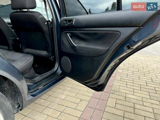 Фольксваген Гольф 2001 в Хмельницком на Automoto.ua Серый Фольксваген Гольф, объемом двигателя 1.6 л и пробегом 249 тыс. км за 4500 $, фото 16 на Automoto.ua