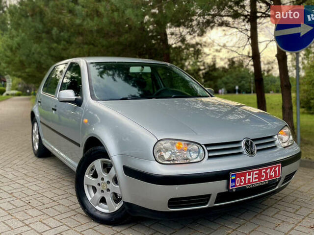 Сірий Фольксваген Гольф, об'ємом двигуна 1.6 л та пробігом 200 тис. км за 4399 $, фото 4 на Automoto.ua