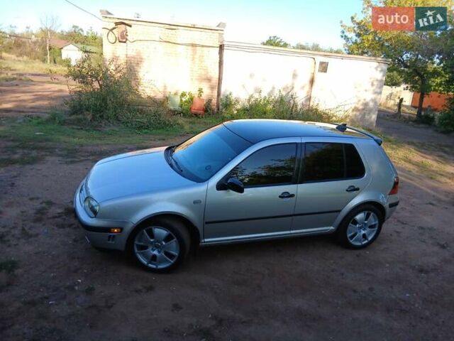 Серый Фольксваген Гольф, объемом двигателя 1.39 л и пробегом 199 тыс. км за 5200 $, фото 10 на Automoto.ua