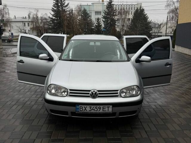 Серый Фольксваген Гольф, объемом двигателя 1.6 л и пробегом 232 тыс. км за 3900 $, фото 2 на Automoto.ua