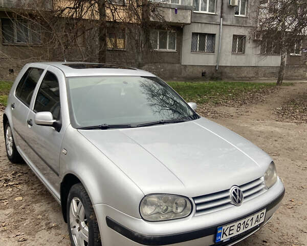 Серый Фольксваген Гольф, объемом двигателя 1.6 л и пробегом 285 тыс. км за 4999 $, фото 2 на Automoto.ua