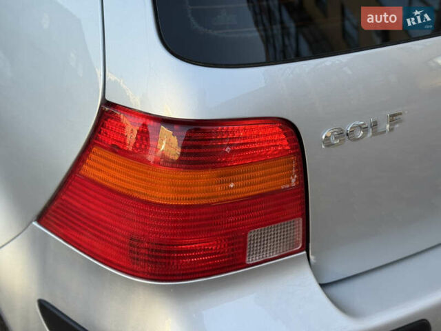 Сірий Фольксваген Гольф, об'ємом двигуна 1.6 л та пробігом 168 тис. км за 5500 $, фото 17 на Automoto.ua