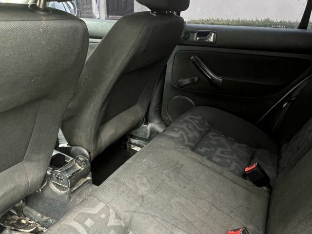 Сірий Фольксваген Гольф, об'ємом двигуна 1.9 л та пробігом 400 тис. км за 2450 $, фото 5 на Automoto.ua