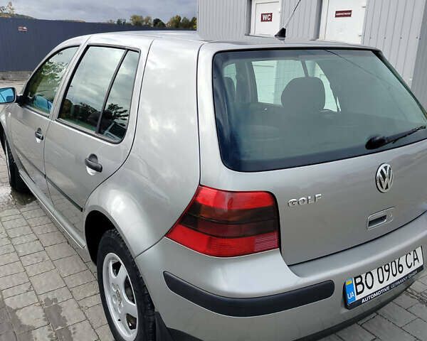 Серый Фольксваген Гольф, объемом двигателя 1.39 л и пробегом 225 тыс. км за 3999 $, фото 7 на Automoto.ua