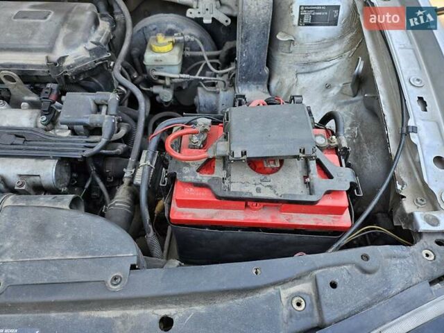 Сірий Фольксваген Гольф, об'ємом двигуна 1.39 л та пробігом 251 тис. км за 3500 $, фото 19 на Automoto.ua