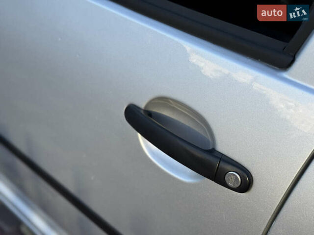 Сірий Фольксваген Гольф, об'ємом двигуна 1.6 л та пробігом 168 тис. км за 5500 $, фото 23 на Automoto.ua