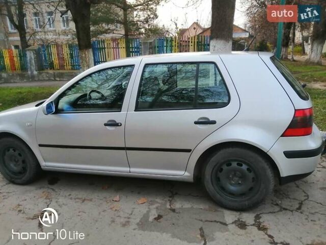 Сірий Фольксваген Гольф, об'ємом двигуна 1.39 л та пробігом 155 тис. км за 3999 $, фото 2 на Automoto.ua