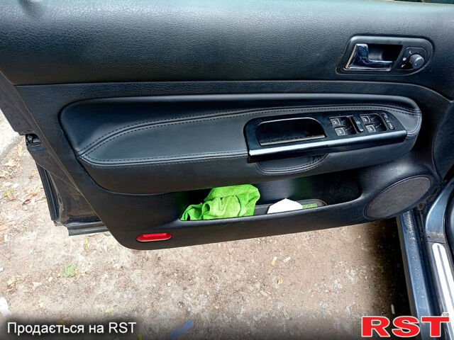 Серый Фольксваген Гольф, объемом двигателя 1.9 л и пробегом 245 тыс. км за 3400 $, фото 5 на Automoto.ua