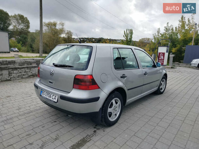 Серый Фольксваген Гольф, объемом двигателя 1.39 л и пробегом 225 тыс. км за 3999 $, фото 6 на Automoto.ua