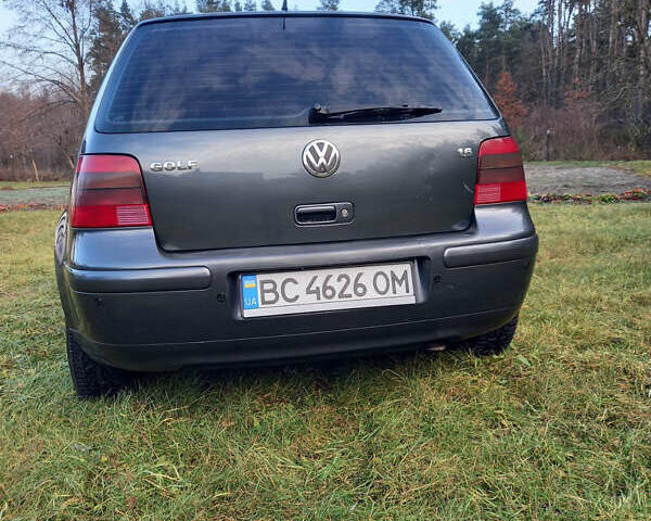 Серый Фольксваген Гольф, объемом двигателя 1.6 л и пробегом 320 тыс. км за 4200 $, фото 6 на Automoto.ua