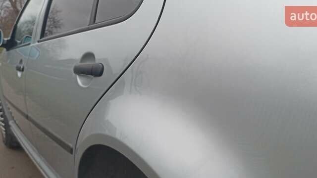 Серый Фольксваген Гольф, объемом двигателя 1.6 л и пробегом 324 тыс. км за 4150 $, фото 7 на Automoto.ua