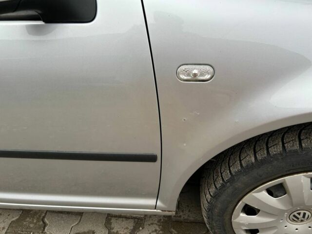 Серый Фольксваген Гольф, объемом двигателя 1.4 л и пробегом 239 тыс. км за 3800 $, фото 8 на Automoto.ua