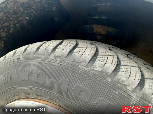 Серый Фольксваген Гольф, объемом двигателя 1.4 л и пробегом 220 тыс. км за 4200 $, фото 9 на Automoto.ua