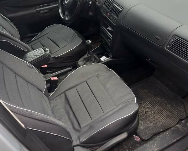 Фольксваген Гольф 2001 у Вінниці на Automoto.ua Сірий Фольксваген Гольф, об'ємом двигуна 1.6 л та пробігом 211 тис. км за 4300 $, фото 4 на Automoto.ua