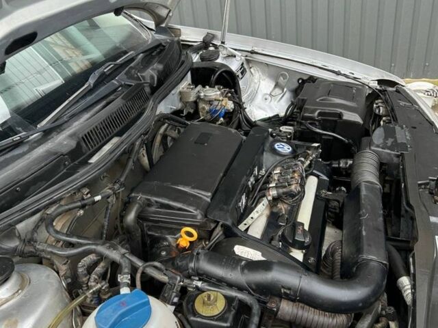 Серый Фольксваген Гольф, объемом двигателя 1.4 л и пробегом 239 тыс. км за 3800 $, фото 20 на Automoto.ua