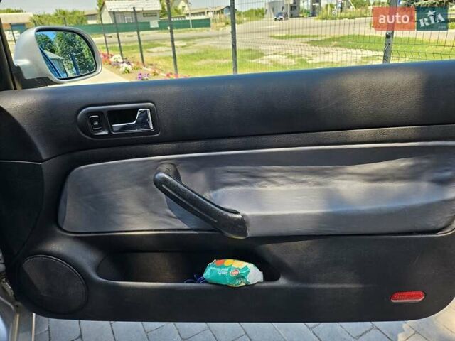 Сірий Фольксваген Гольф, об'ємом двигуна 1.39 л та пробігом 251 тис. км за 3500 $, фото 16 на Automoto.ua