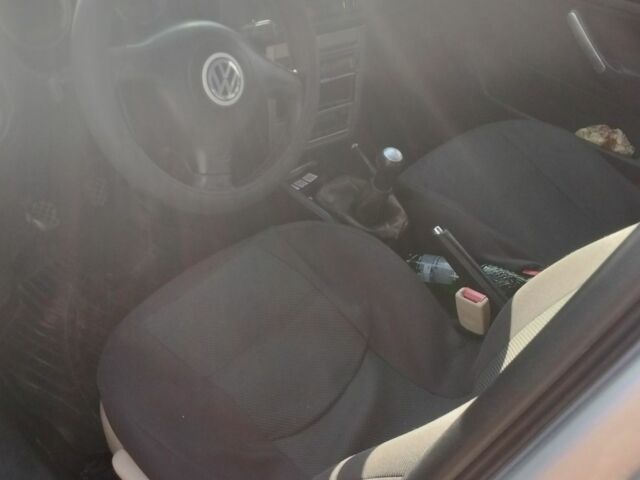 Серый Фольксваген Гольф, объемом двигателя 0 л и пробегом 200 тыс. км за 2000 $, фото 4 на Automoto.ua