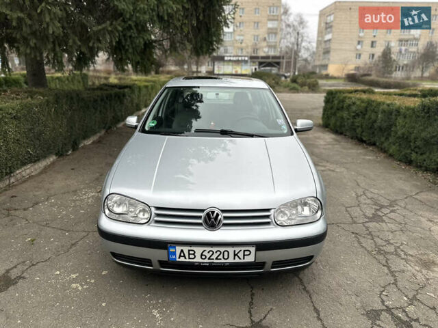 Серый Фольксваген Гольф, объемом двигателя 1.6 л и пробегом 148 тыс. км за 4950 $, фото 1 на Automoto.ua