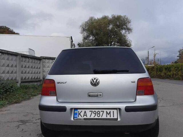 Серый Фольксваген Гольф, объемом двигателя 1.6 л и пробегом 259 тыс. км за 5100 $, фото 5 на Automoto.ua