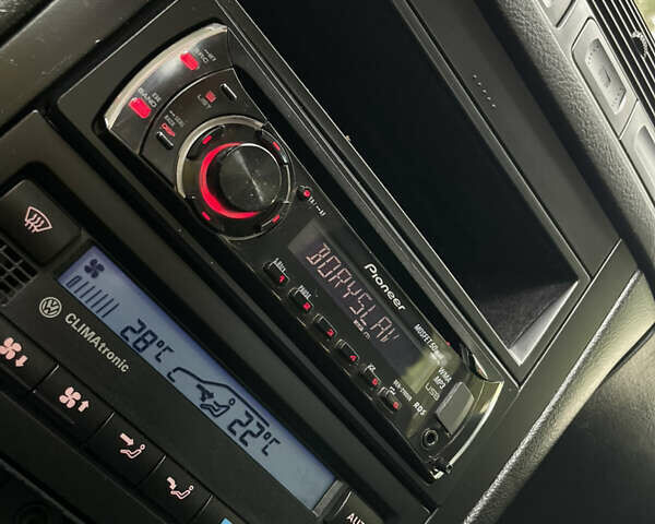 Сірий Фольксваген Гольф, об'ємом двигуна 1.6 л та пробігом 200 тис. км за 4399 $, фото 64 на Automoto.ua