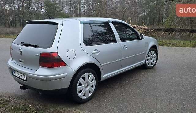 Серый Фольксваген Гольф, объемом двигателя 1.6 л и пробегом 278 тыс. км за 4200 $, фото 1 на Automoto.ua