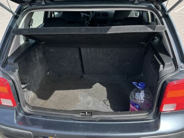 Серый Фольксваген Гольф, объемом двигателя 1.6 л и пробегом 187 тыс. км за 4800 $, фото 3 на Automoto.ua