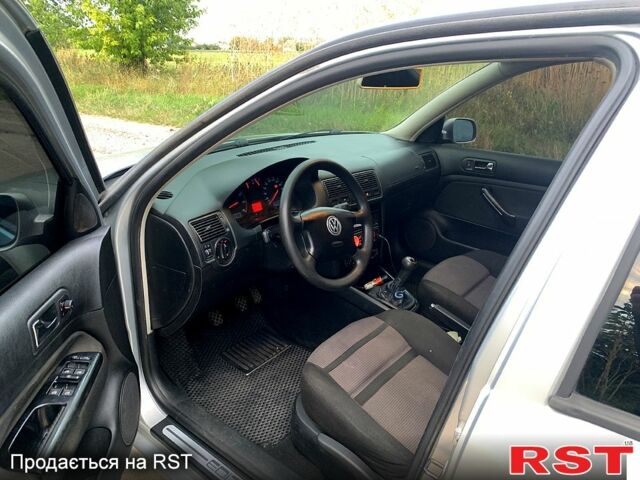 Серый Фольксваген Гольф, объемом двигателя 1.4 л и пробегом 220 тыс. км за 4200 $, фото 7 на Automoto.ua