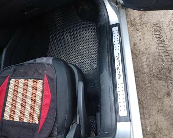 Серый Фольксваген Гольф, объемом двигателя 1.39 л и пробегом 299 тыс. км за 4500 $, фото 14 на Automoto.ua