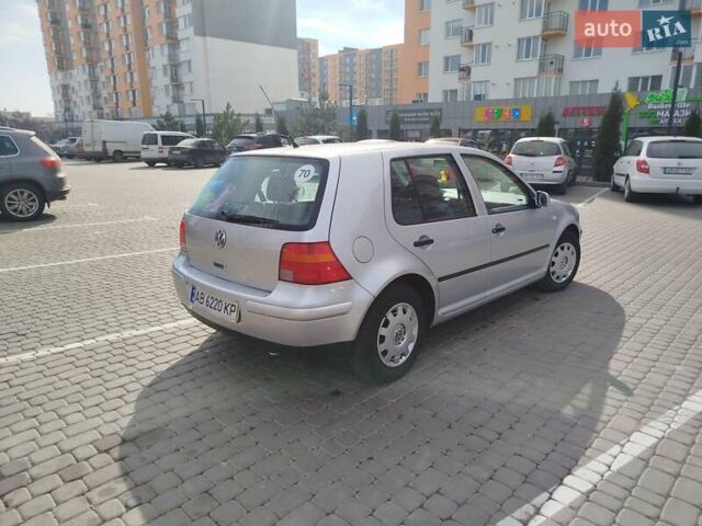 Серый Фольксваген Гольф, объемом двигателя 1.6 л и пробегом 147 тыс. км за 4800 $, фото 1 на Automoto.ua