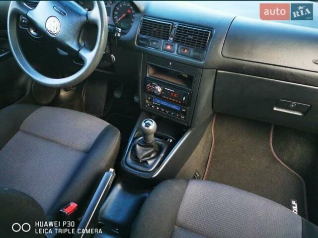 Сірий Фольксваген Гольф, об'ємом двигуна 1.4 л та пробігом 130 тис. км за 4560 $, фото 4 на Automoto.ua