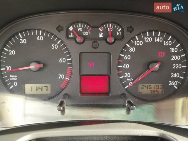 Фольксваген Гольф 2001 у Вінниці на Automoto.ua Сірий Фольксваген Гольф, об'ємом двигуна 1.6 л та пробігом 245 тис. км за 5000 $, фото 12 на Automoto.ua