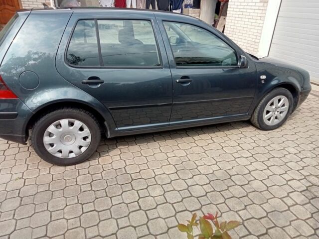 Сірий Фольксваген Гольф, об'ємом двигуна 1.6 л та пробігом 260 тис. км за 3950 $, фото 4 на Automoto.ua