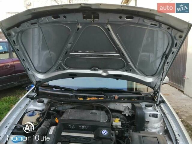 Сірий Фольксваген Гольф, об'ємом двигуна 1.39 л та пробігом 155 тис. км за 3999 $, фото 19 на Automoto.ua