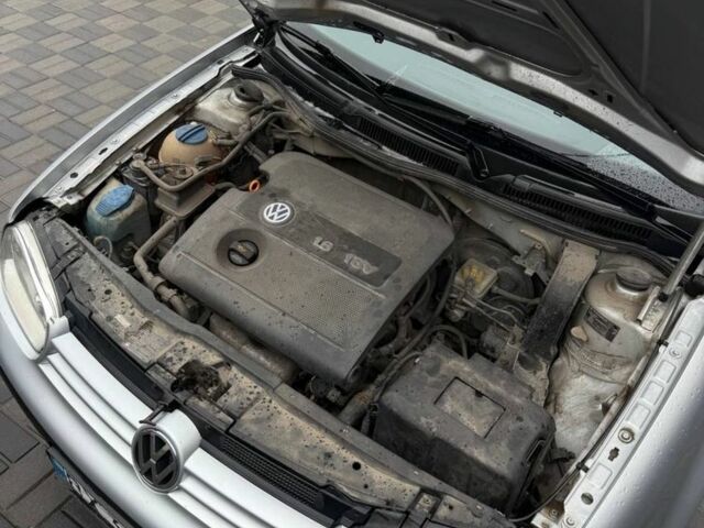 Серый Фольксваген Гольф, объемом двигателя 1.6 л и пробегом 232 тыс. км за 3900 $, фото 7 на Automoto.ua