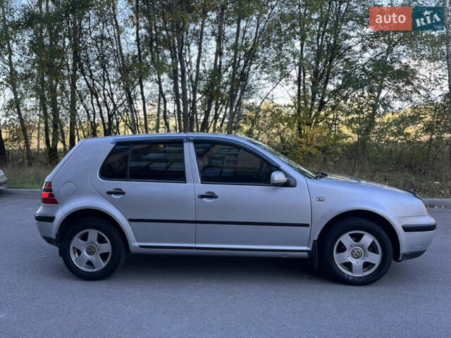 Серый Фольксваген Гольф, объемом двигателя 1.4 л и пробегом 295 тыс. км за 4100 $, фото 11 на Automoto.ua