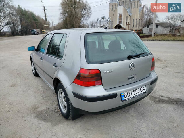 Серый Фольксваген Гольф, объемом двигателя 1.39 л и пробегом 225 тыс. км за 3599 $, фото 4 на Automoto.ua