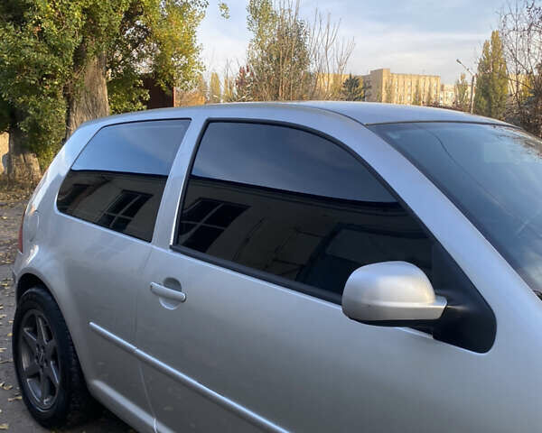 Серый Фольксваген Гольф, объемом двигателя 1.9 л и пробегом 320 тыс. км за 3750 $, фото 9 на Automoto.ua