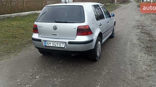 Серый Фольксваген Гольф, объемом двигателя 1.6 л и пробегом 324 тыс. км за 4150 $, фото 19 на Automoto.ua